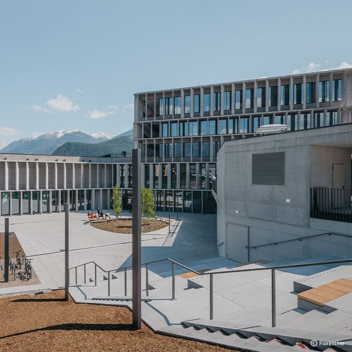 MEETINGS WITH VISION